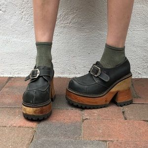 BRATZ Doll style wood sole shoes